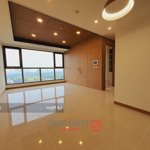 Bán gấp căn hộ 2 ngủ 91m2 view thoáng, nhà nguyên bản tòa 902 starlake. lh 0989734734