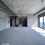 Bán penthouse 157m2 giá 3,6 tỷ buông sổ