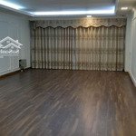 Bán nhà phố trung kính phân lô, ô tô thang máy, vỉa hè 29 tỷ, 90m2.