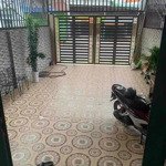 Bán nhà 205m2 mặt tiền trịnh hoài đức