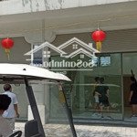 Cho thuê tầng 1 có s= 65m2: mới 100%, vệ sinh + nóng lạnh - làm văn phòng, showroom, cửa hàng...