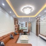 Nhỉnh 2.9 tỷ nhà 31m2, xây 5 tầng gần ô tô sát khu đô thị lớn xa la, kiến hưng, hà đông