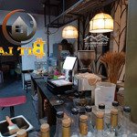 Cần sang mặt bằng cafe arobi, chỉ việc vào là kinh doanh