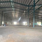 Cho thuê kho quốc lộ 1a, dt: 7.000m2, giá: 55k/m2, bến lức , long an