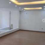 Lô góc 2 mặt tiền 45m2 x 3 tầng,mt 11m làm siêu thị,ngân hàng,nhà hàng