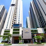 Cho thuê căn hộ 3 phòng ngủ chung cư hà đô centrosa q10 107m2 giá 28 triệu