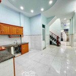 Nhà 2 tầng, 70m2, huỳnh tấn phát, quận 7, sổ riêng