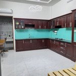 Cho thuê phòng 30m2 tolet ban công full nội thất