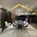 Bán penthouse the navita 200m2 giá cắt lỗ chỉ 6.2 tỷ, nội thất cao câp