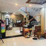 Cho thuê nhà 3 tầng đẹp khu hoà minh , gần hoàng thị loan - 12 triệu