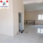 Bán nhà btct 3 tầng_ 150 m2, full thổ cư_ đã hoàn công. hẻm ô tô thông_ ô tô ngủ trong nhà