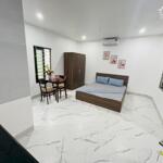 Cho thuê ccmn 63 trần quốc vượng cầu giấy 30m2 studio full nội thất , thang máy ban công gần chợ ở sướng