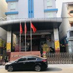 Chi thuê ktx giường tầng nam , ngay đại học hutech 2,p25,q.bình thạnh