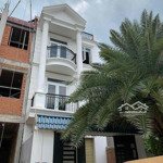 Cho thuê nhà nc đối diện trục chính shophouse centana điền phúc th