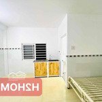 Phòng trọ ở liền, 30m2, phòng cửa sổ, ngay nhất chi mai & phan van sửu