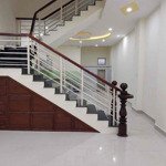 Nhà kdc hiệp thành 3 trệt 2 lầu 100m2 4 phòng ngủ 4 vệ sinhsân xe hơi