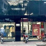 đường váy cưới showroommt ngang 8m hồ văn huê