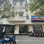 Bàn lỗ nhà phố cityland parkhills ,mặt tiềnng.văn lượng,đang có hđ 60 triệu/th