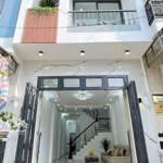 Bán nhà 1 triệuệt 1lầu,4phòng ngủ 2tolet,sổ riêng,100m2 đinh đức thiện.