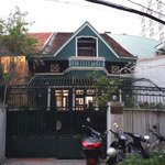 Biệt Thự Sân Vườn - Ngang 5M - Đường Phạm Ngọc Thạch Quận 3