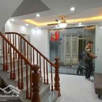 Nhà mới ở luôn ngõ thông ngũ nhạc 33m2 * 5 tầng 3 phòng ngủ nhỉnh 3.5