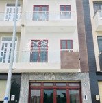 Cho thuê shophouse kdc jamona city quận 7 5x17 85m2 3 phòng ngủgiá 25 triệu/th