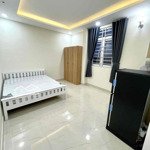 Cho thuê studio full nội thất, cửa sổ lớn ngay cao đẳng công thương