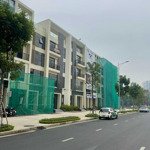 Chính chủ cần cho thuê lâu dài shophouse starlake-tây hồ tây mặt đường nguyễn văn huyên