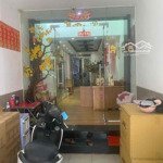 2mt trước sau trêt lững 2 lầu st. nguyễn văn nghi f7.