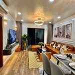 Tôi bán căn hộ 3 phòng ngủ chung cư garden hill 99 trần bình. 89m2 giá 4.35 tỷ