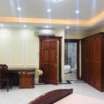 Cho thuê nhà phố vườn lakeview city giá bán 32 triệu/th full nội thất. liên hệ: 0917330220