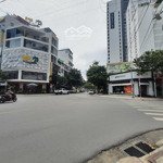 Nhà cho thuê mặt tiền nguyễn thiện thuật. dtsd 300m2. giá thuê 50 triệu/th