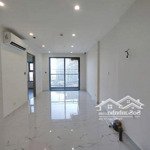 Cho thuê phòng lớn ở gép bên bs16 vinhomes grand park, giá bán 1,1 triệu/tháng