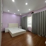 Cho thuê vila mt đường số có thang máy full nội thất cao cấp