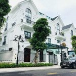 Chính chủ cần bán căn biệt thự siêu đẹp vip góc vinhomes green villas giá 21x triệu/m2