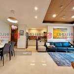 Cho thuê căn hộ cao cấp 2 ngủ 101m2 full đồ nhập khẩu view cực đẹp tòa 901 starlake, nhận nhà luôn!