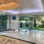 Cho thuê biệt thự villa riviera an phú, 372m2 đất, 3 tầng, nội thất cao cấp