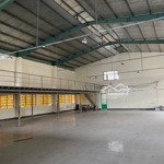 Cho thuê nhà kho khách may mặc hết hạn hđ 560m2 tại nguyễn văn quá - q12 xe tải di chuyển