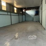 Kho xưởng 300m2 chứa hàng ,sản xuất đều dc , sẵn điện 3fa, 2pn 2wc