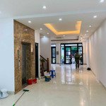 Cho thuê sh vinhomes hàm nghi - nam từ liêm 120m2 5 tầng mt 6m. thông sàn, thang máy. giá 70tr