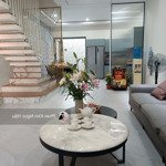 Cần bán nhà 3 tầng gần công viên khu đô thị vcn phước long 2 nha trang, có sổ hồng và full nội thất