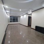 Cho thuê căn hộ hoàng anh gold house, 2pn, 2wc, 96m2, nhà trống 8 triệu/tháng