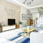 Cho thuê nhà nguyên căn tây hồ. 112m2. 3 phòng ngủ full đồ. vào ở ngay.