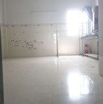 Cho thuê phòng rất đẹp, 16m2, phú định, p16, q8