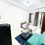 Studio nội ban công ngay trục đường cộng hoà đối diện etown