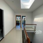 Cho thuê nhà 3 tầng (85m2) khu phước long