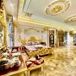 Bán nhà trung tâm quận ba đình nhà vip nhất khu vực chủ xây tâm huyết 5 tầng kiến trúc tân cổ điển.