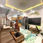 Nhà dân xuân phương, 38m2 mà chỉ nhỉnh 3 tỷ chút, mỗi tầng 2 phòng ngủ rẻ nhất khu vực, gần mỹ đình