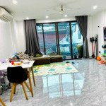 Nhà mặt phố tây sơn, 5 tầng,45m2,mặt tiền5m nở hậu, kinh doanh, ô tô tránh