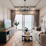 Bán căn 2 ngủ gần 77m2, view vịnh biển, tầng 27, có sổ tại tòa s1 the sapphire hạ long